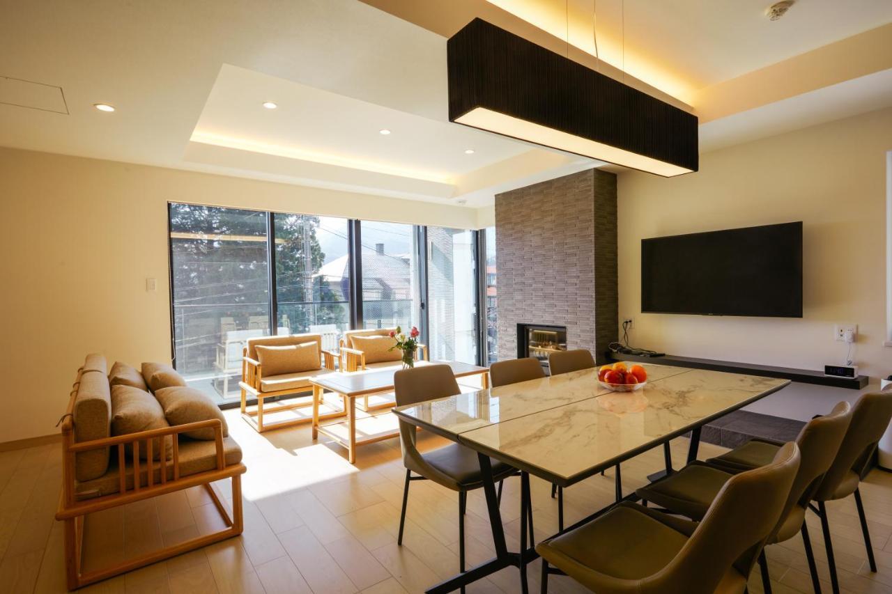 Grand Phenix By Jade Group